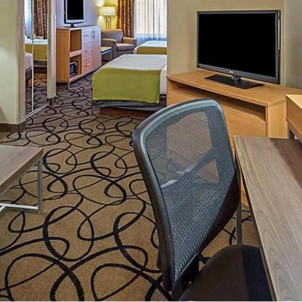 Holiday Inn Express & Suites - Henderson South - Boulder City by IHG, hotel in Henderson
