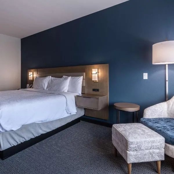 Best Western Plus Tacoma Hotel، فندق في تاكوما