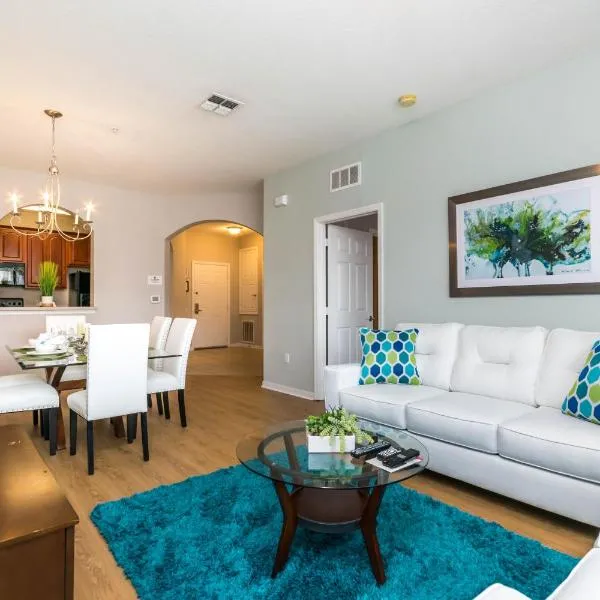 Spacious Condo Near Convention Ctr & I-Drive, Pool, hotel in Orlando