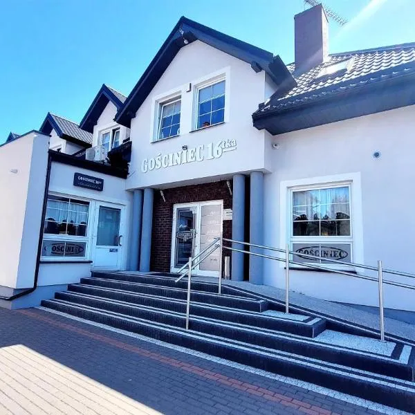 PHU Gościniec "16-tka" Katarzyna Zdrojewska、コシチェジナのホテル