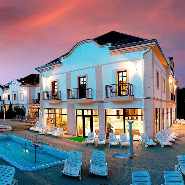 Hotel Villa Völgy Wellness & Konferencia, hotel em Eger