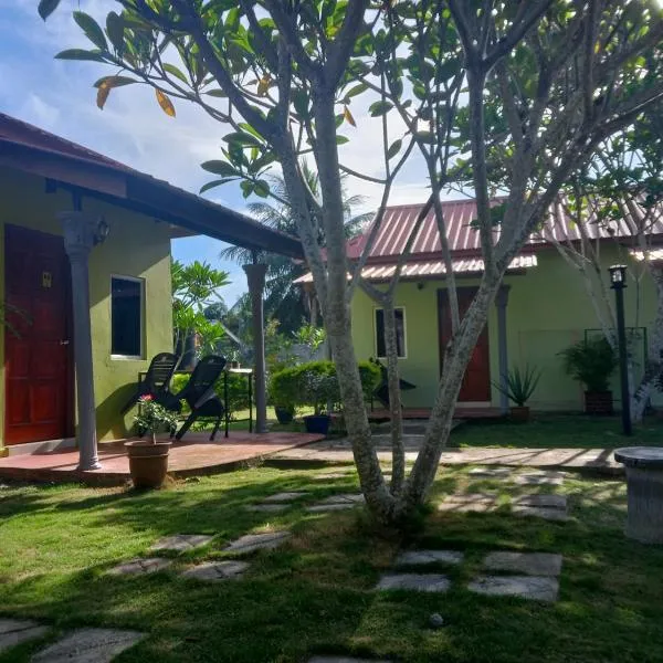 Motel Aurora Damai, ξενοδοχείο σε Pantai Cenang