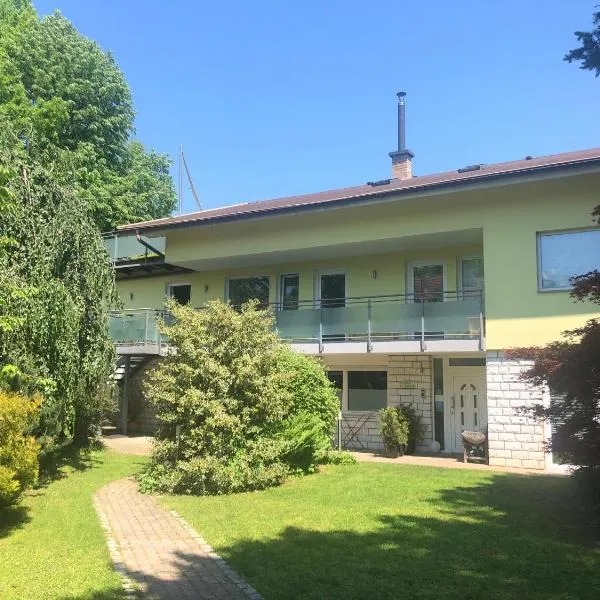 Apartments Rose in winter, Hotel in Bled