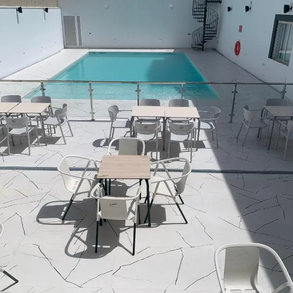 Hostal La Paz, hotel v destinaci Ossa de Montiel