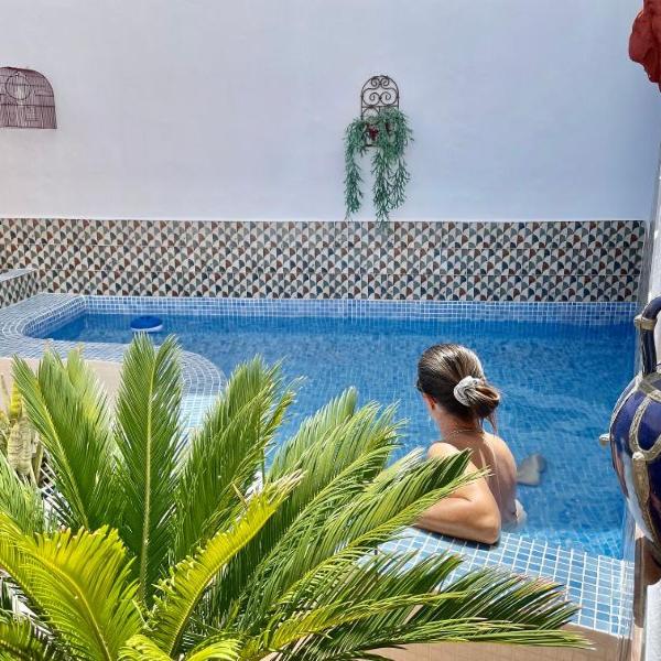 El Oasis