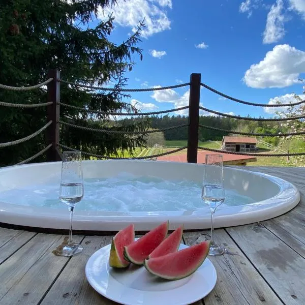 Góra Jabłek Mazury Mikolajki, khách sạn ở Lipowo