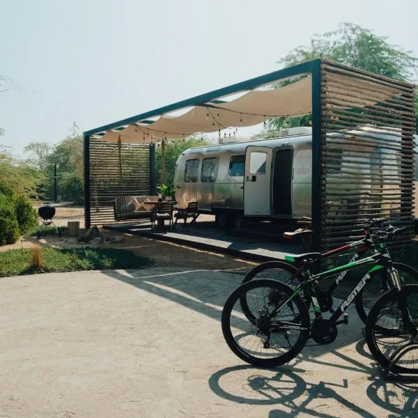 Bab Al Nojoum Al Mugheirah, hotel in Al Marfaʼ