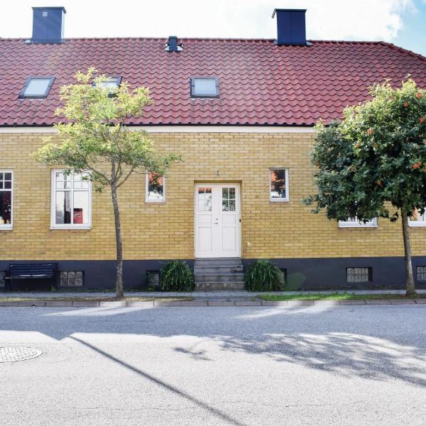 Nice Apartment In Ystad With 2 Bedrooms And Wifi