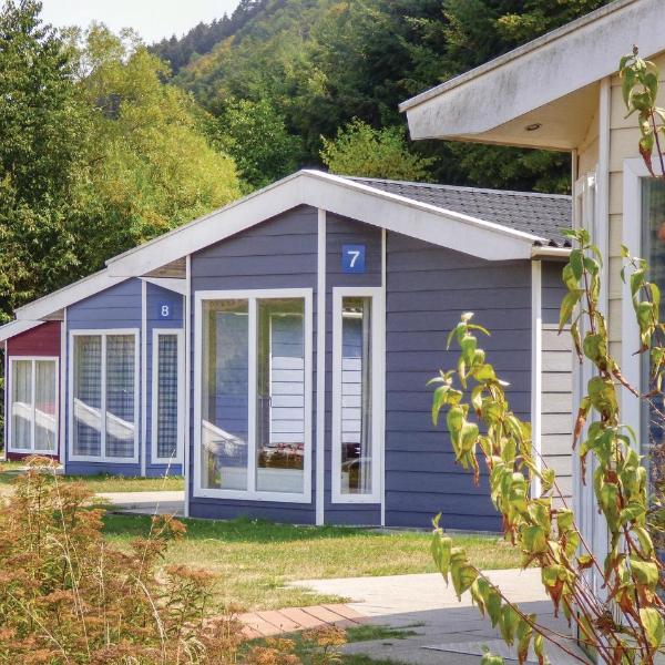 2 Bedroom Nice Home In Riol An Der Mosel