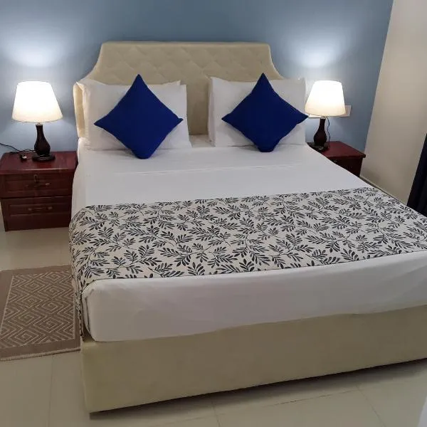 Blue Sky Self Catering, Hotel in Grand Anse