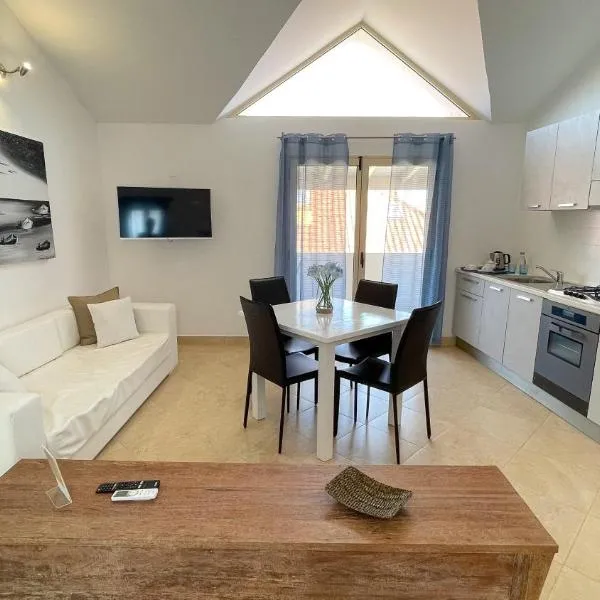 Branco Suites - Rooms & Holiday Apartments, khách sạn ở Santa Maria