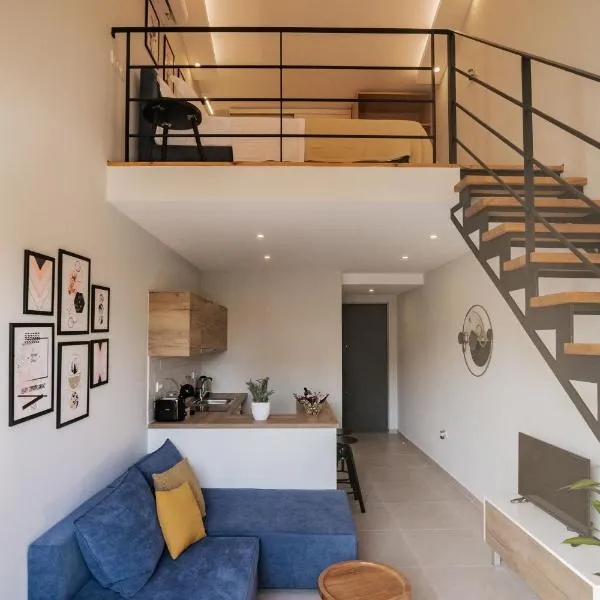 Stylish & elegant loft suite in the city center, hotel in Zakynthos Town