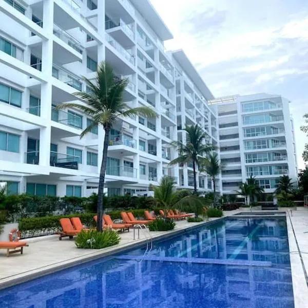 Hermoso apartamento familiar /acceso directo a la playa. Morros 3, hotel en Cartagena de Indias
