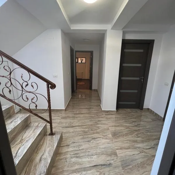 Vila Dan、ガラツィのホテル