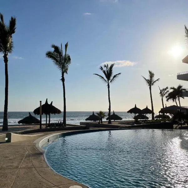 a pie de playa con hermosa vista by G P S rentas, hotel in Mazatlán