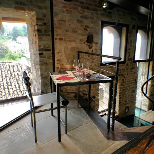 Le Case della Saracca, hotel in Monforte dʼAlba
