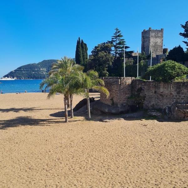 Rez de jardin au calme et proche mer