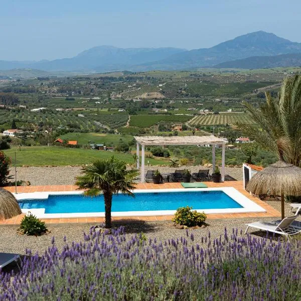 Finca Feliz Andaluz, hotel in Alora