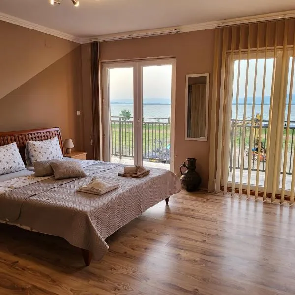 Sun and river Apartments, hotel a Golubac