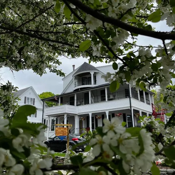 Queen Anne's Revenge, hotel din Bar Harbor