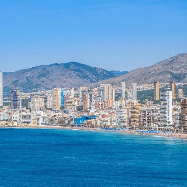 Trinisoll II 6-C Sea views Apartment Levante Beach, Hotel in Benidorm