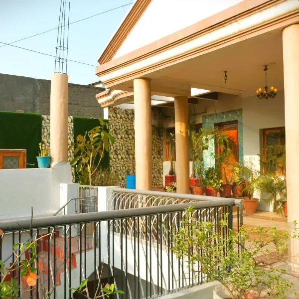 Malaiya Homestay - Grandeur Living Experience, hotell sihtkohas Jabalpur