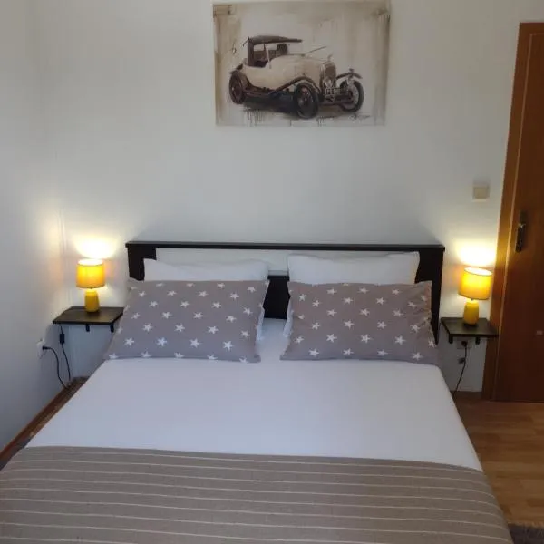 Kalauz Rooms、ロゾヴァックのホテル