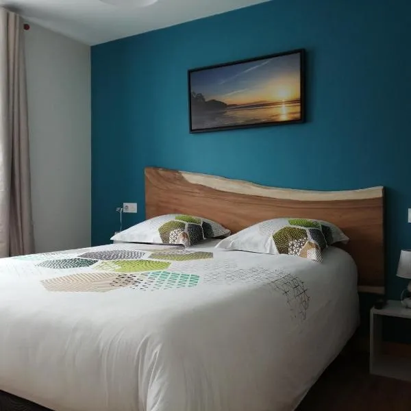 Hôtel Le Poulmic, hotell sihtkohas Lanvéoc