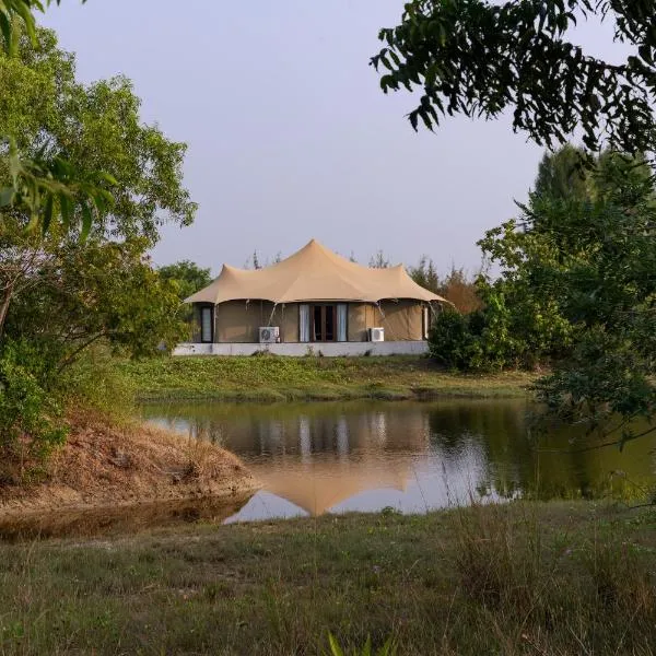 The Alampara Resort - Luxury Boutique Glamping & Water sports, hotel in Cheyūr