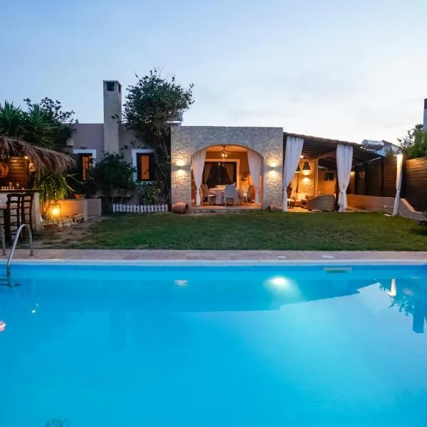 Villa Irene: Θέα πισίνα, Θέα θάλασσα, khách sạn ở Áyioi