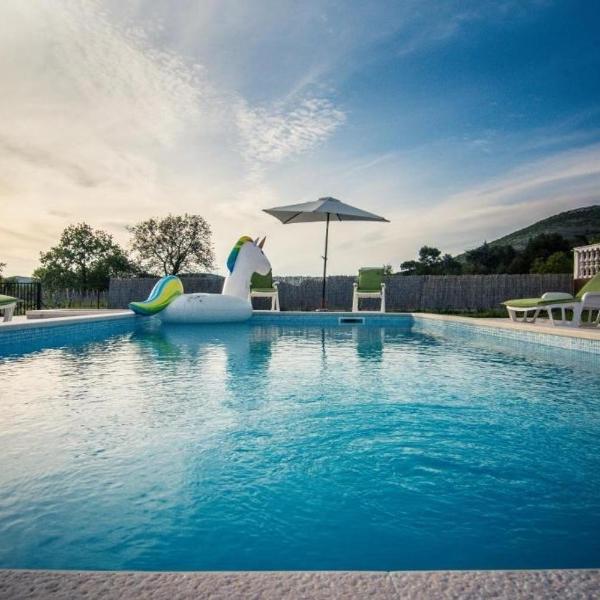 House Gaby with pool