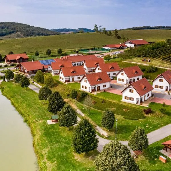 Zselicvölgy Szabadidőfarm, hotel in Hajmás