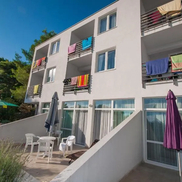 Hotel Mirta, hotel v Božavě