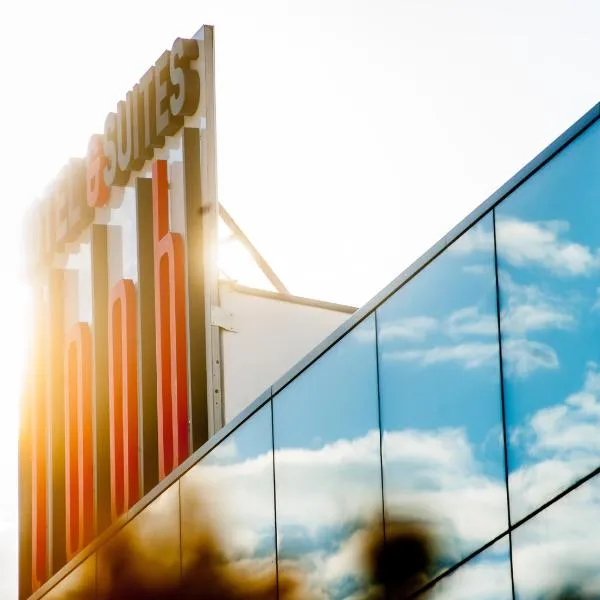 Hotel Loob Madrid, hotel in Torrejón de Ardoz