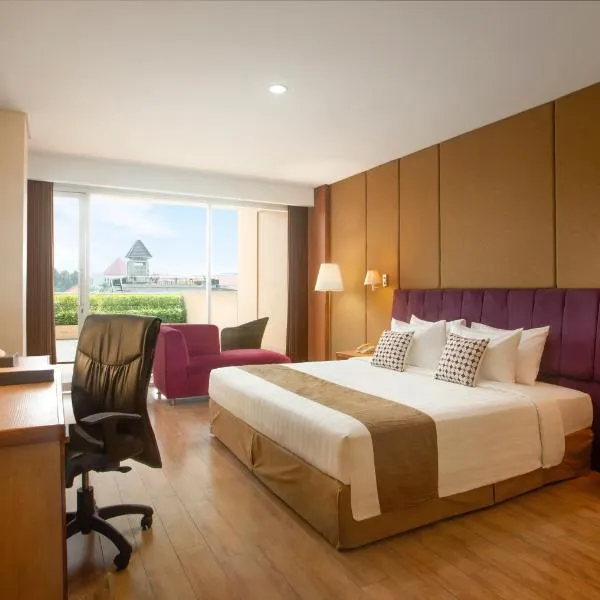 Merapi Merbabu Hotel Yogyakarta Powered by Archipelago, hotel in Yogyakarta