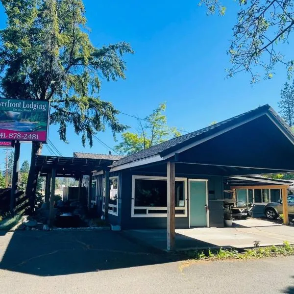 Riverfront Lodging, khách sạn ở Shady Cove