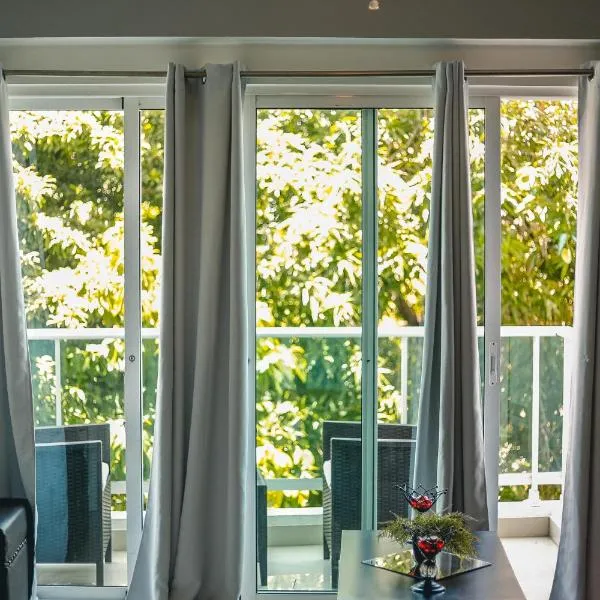 ARMONIA 408 APARTMENT IN GAZCUE, hotel en Santo Domingo