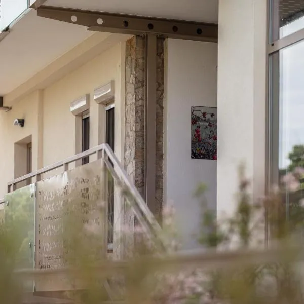 Pannonia Appartements 2, hotel in Neusiedl am See