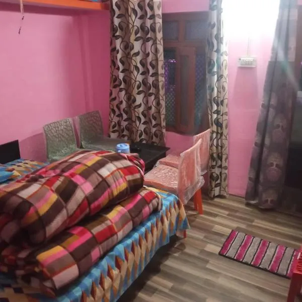 Badri Kedar Hometay, khách sạn ở Joshīmath