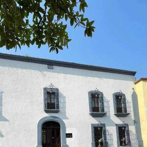 Casa Praxedis, hotel in Santiago