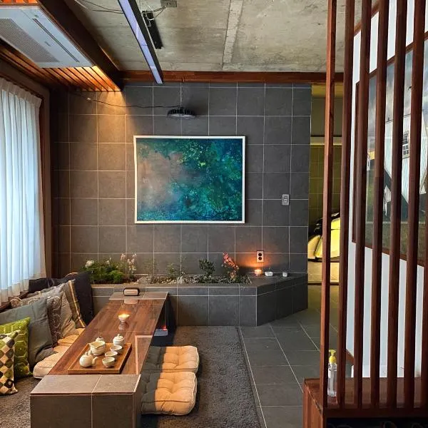 Seoul में, होटल Viva La Vida - Seochon Private Apartment