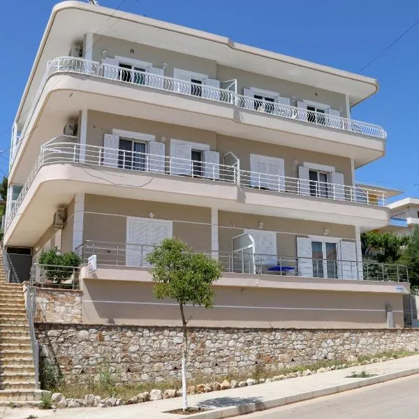 Isabela Apartments, hotel in Sarandë