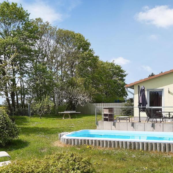 Beautiful Home In Behrenhoff-neu Dargel, With 2 Bedrooms, Wifi And Outdoor Swimming Pool