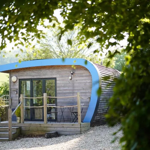 Escape Pod in Devon, 5 mins from beach + parking, Hotel in Beer