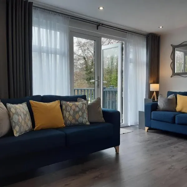 Chalet 174 Glan Gwna Park Caernarfon, hotel v destinaci Caeathro