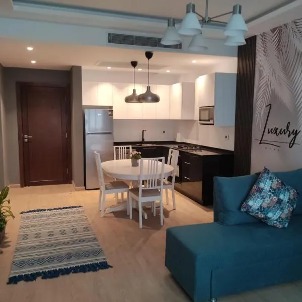 Luxury Stay, Hotel in Sheikh Zayed