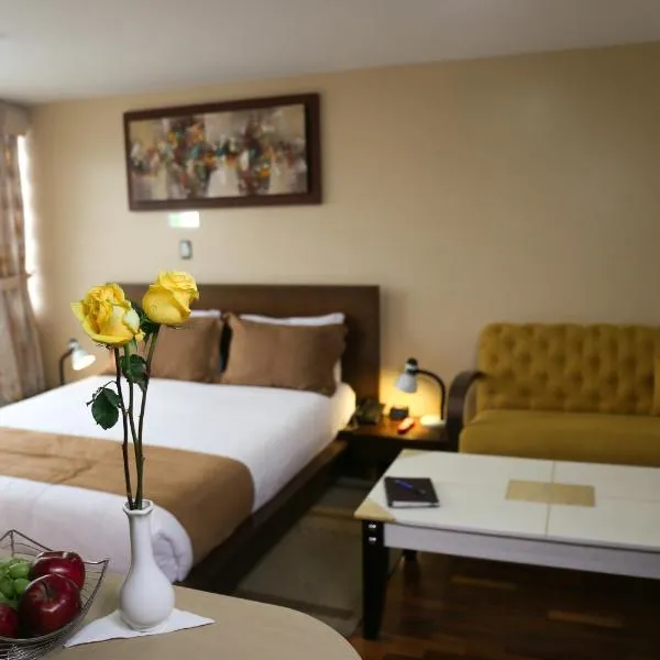 Hotel Carolina Montecarlo, hotel v destinaci Quito