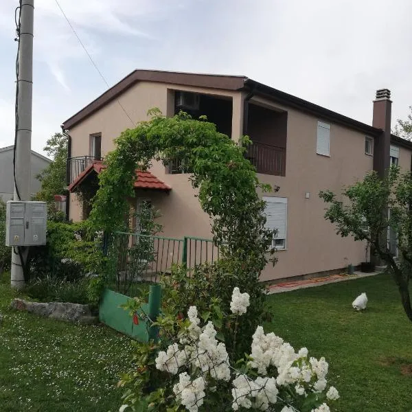 Apartmani EMMA, ξενοδοχείο στο Κότορ