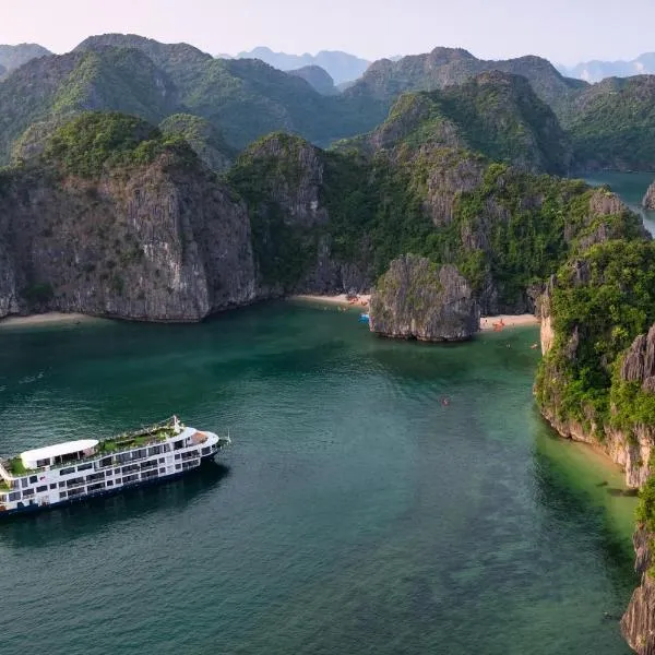 Mon Cheri Cruises, hotel in Ha Long