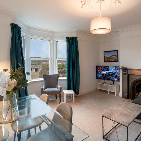 Beautiful views! 3 great doubles!, Bath